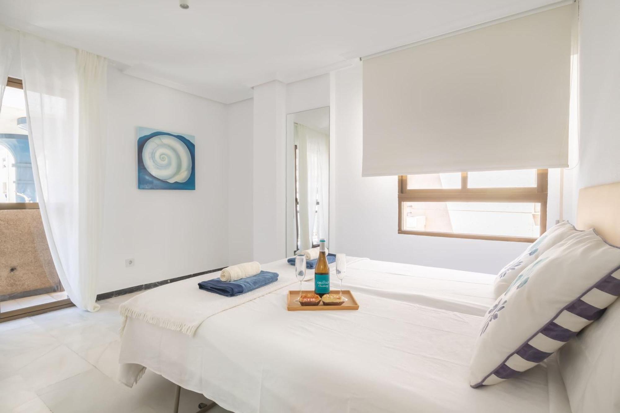 Apartment Sea Views Ll